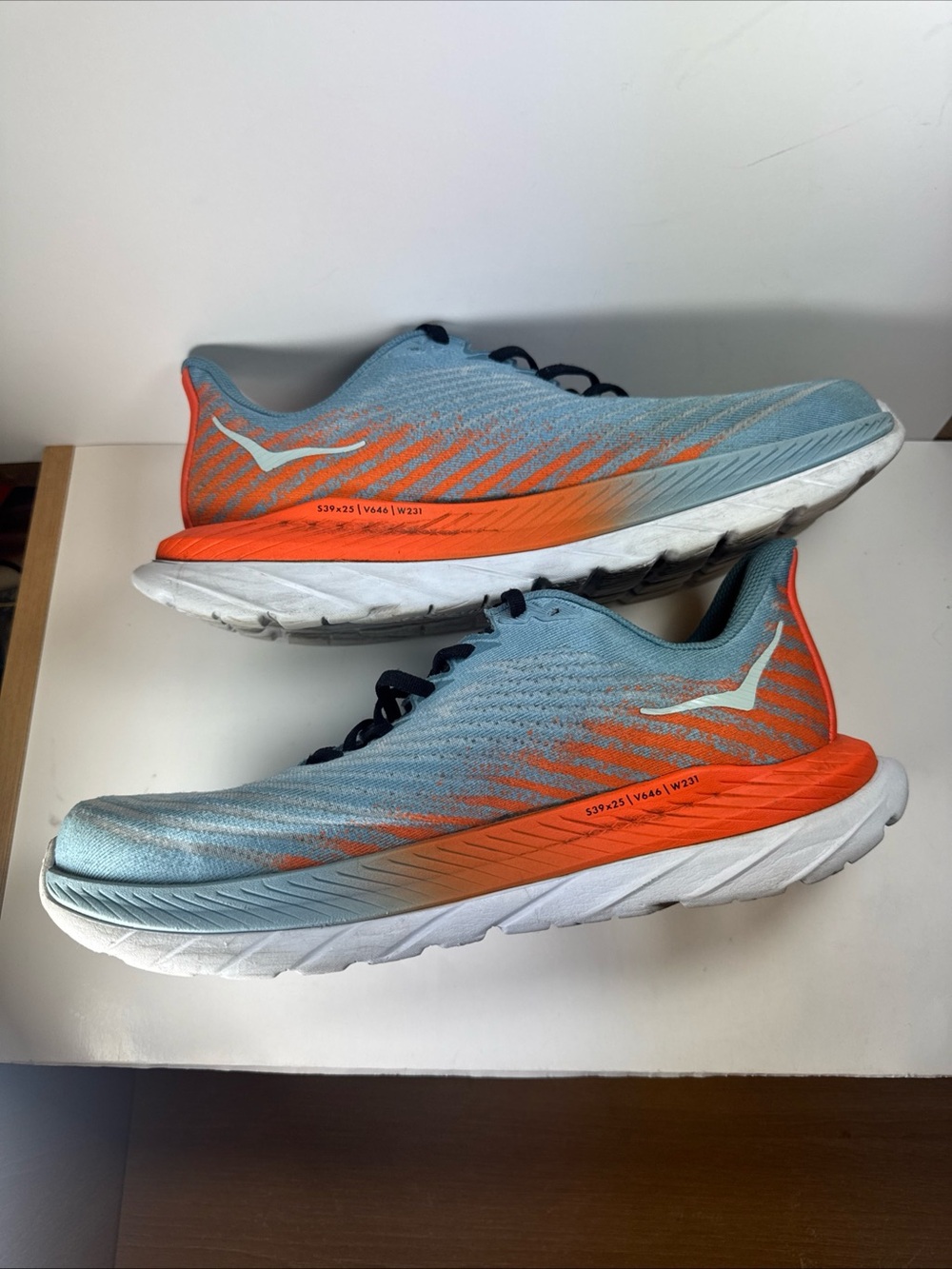 HOKA One One Mach 5 Men’s Size 10.5D Light Blue & Orange Running Shoes - Picture 7 of 12